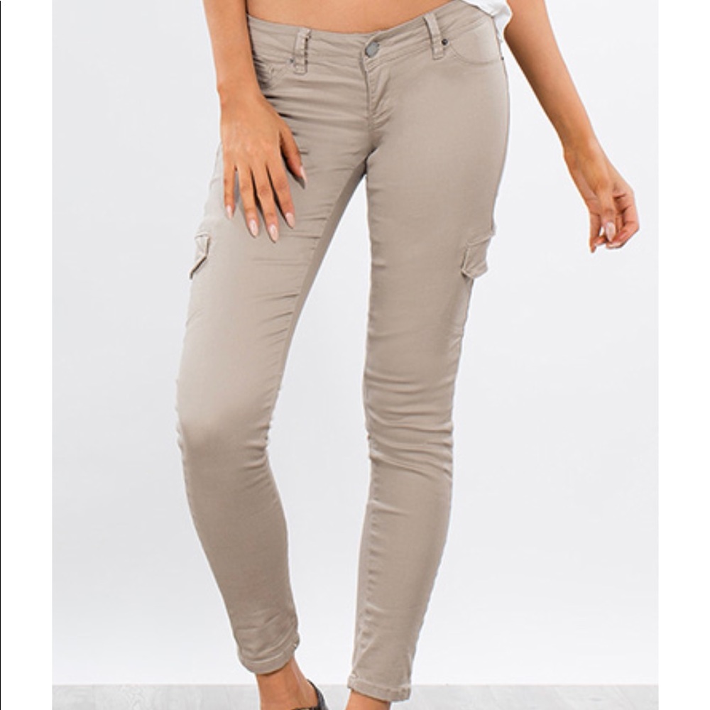 Wannabettabutt skinny cargo jeans